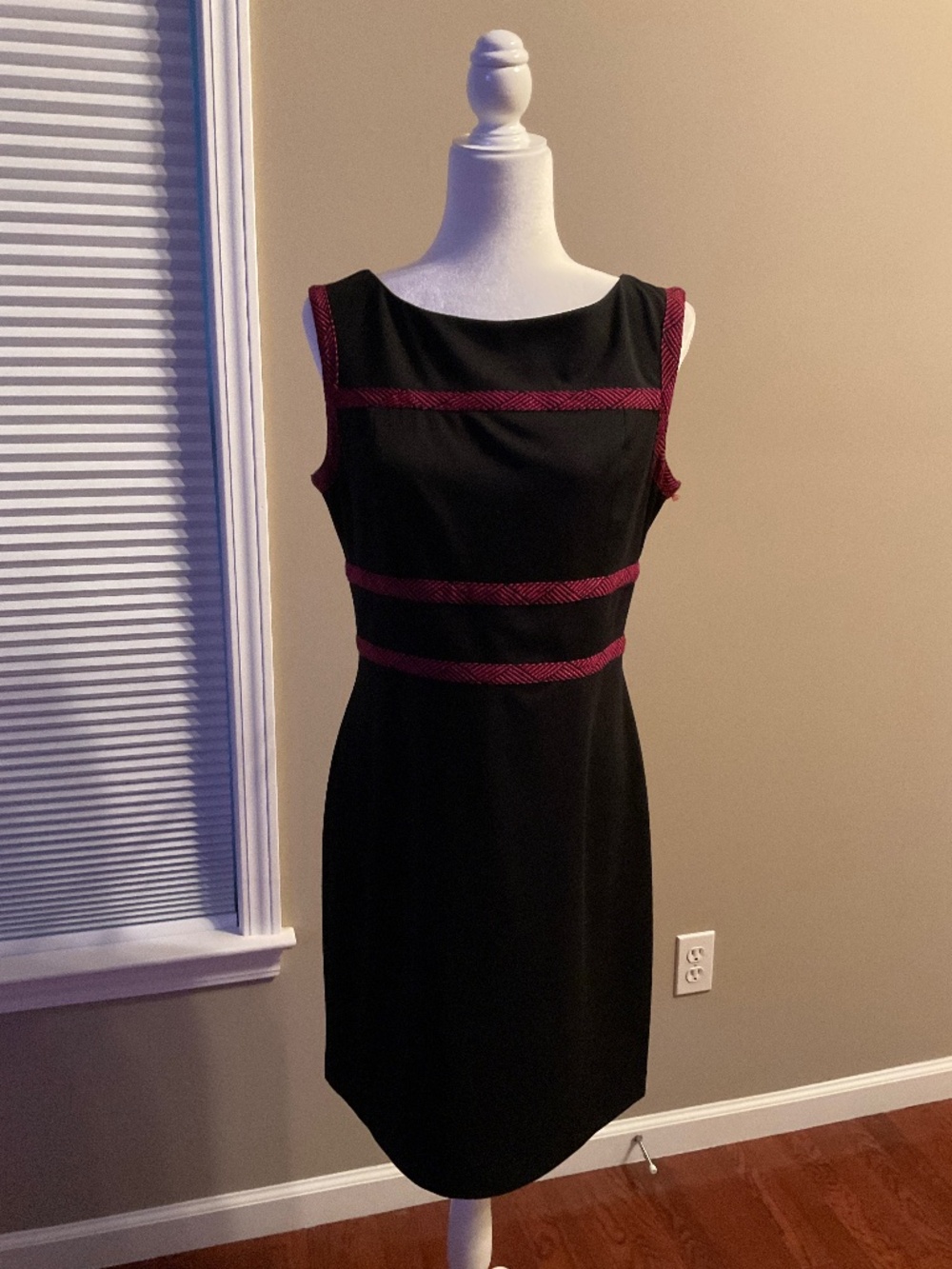 Madison Dress Black/Fuchsia Size 12 - New with Tags